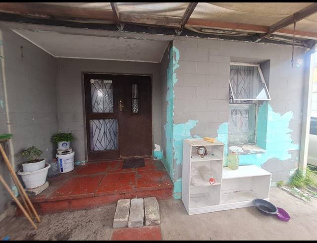 2 BEDROOM HOUSE SOLD IN ROCKLANDS